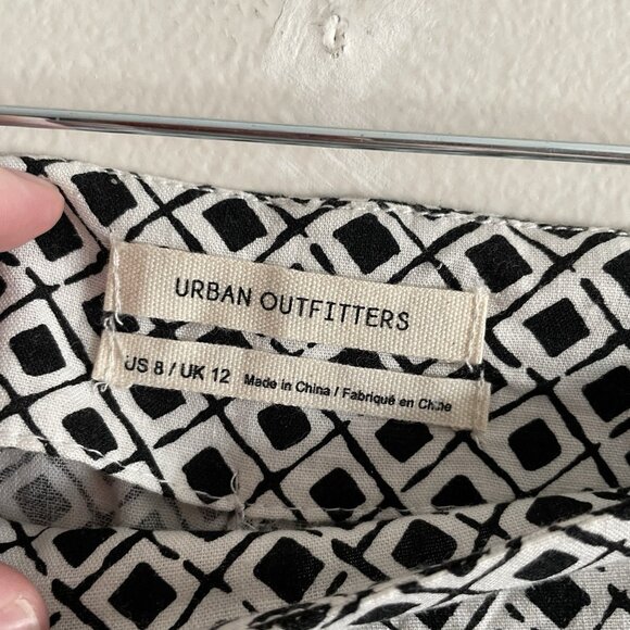 Urban Outfitters Women 8 Black White Printed Linen Blend Side-Tie Wrap Skort - Picture 10 of 13